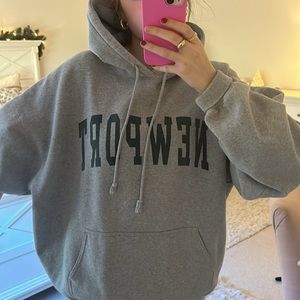 Brandy Melville Newport hoodie. Super cute, really thick hoodie. Love this one!